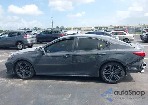 2025 Toyota Camry Xse из США, поврежденный, VIN 4T1DAACK4SU015917